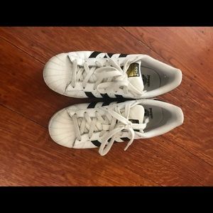 Adidas superstars size 3.5